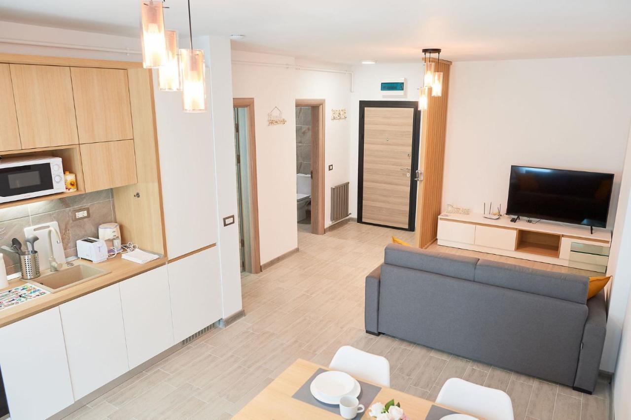 Opal Luxury Apartment 109 Spa N Pool Beach Resort Năvodari المظهر الخارجي الصورة